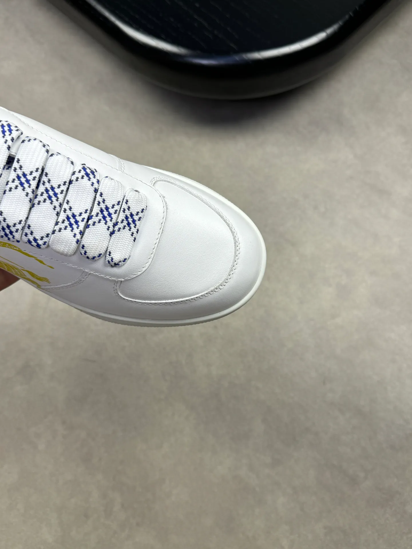 p420💰Men's shoes [BURBERRY] Burberry - High-end quality original order 🔍🔍🔍 - Upper: imported 🔝 Napa calfskin, 3D color printed brand totem on shoe body, tongue brand cloth label, heel air-pressure brand totem - Inner: canvas lining, feet; water-dyed cowhide - Outsole: ultra-light TPR rubber; two-color molded outsole -Ultra-high quality control and fine workmanship: outstanding (high-end, extravagance, grade) -Size: 38-44 (45, 46, can be customized)